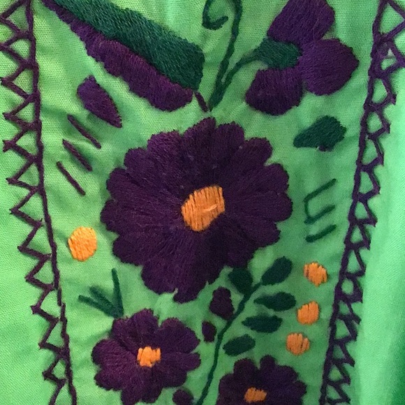Vintage 70’s Hand Embroidered Flower Mexican Dress size L - Picture 4 of 11